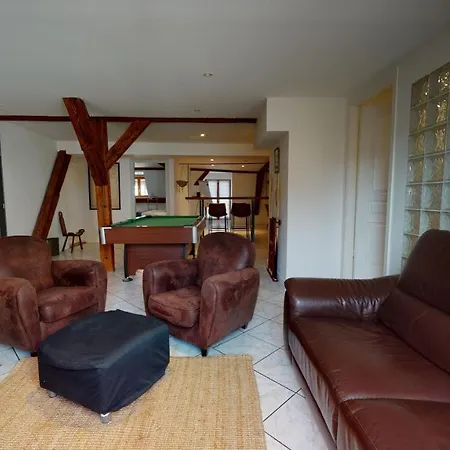 L Apart 155m2 City Center 2br 2bth Up To 8 Guests 콜마